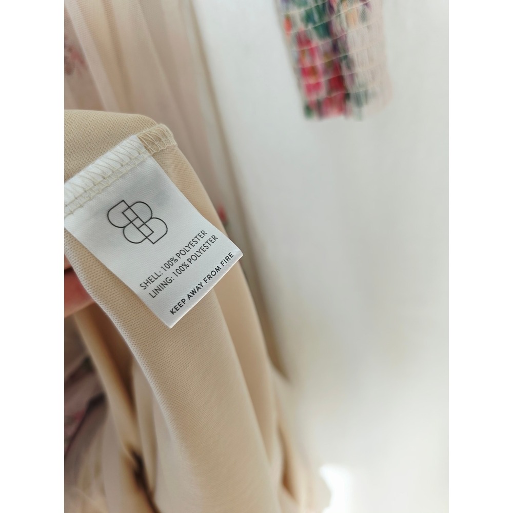 NEW. Baltic Born Katya Long Sleeve Maxi Dress Cream Floral Smocked Waist Medium - Picture 4 of 8